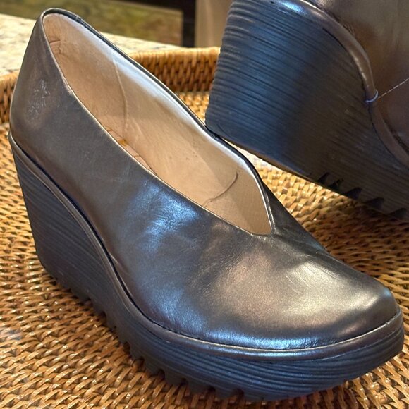 FLY London® Yaz ballerina wedge - Picture 2 of 6